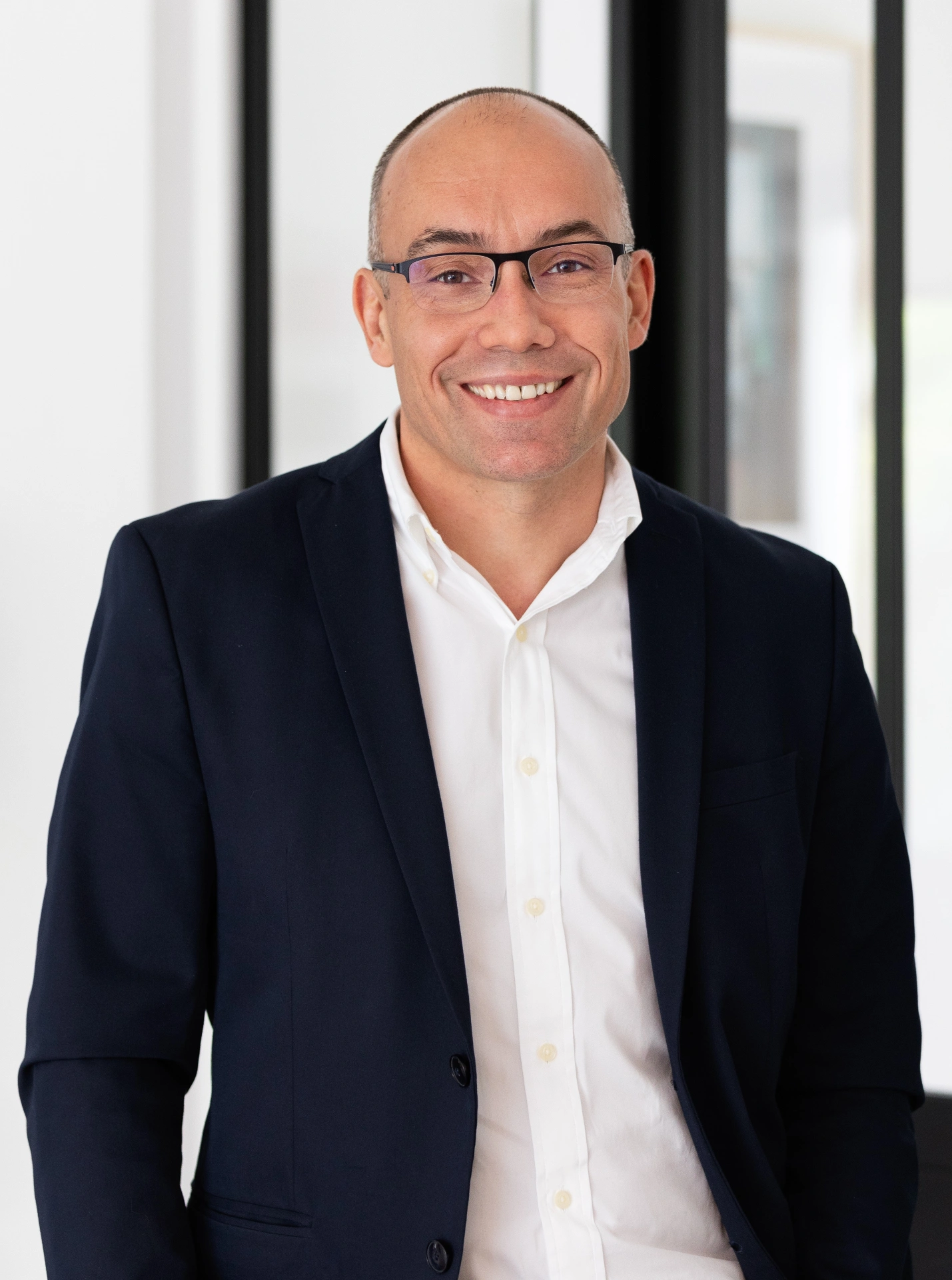 Jérôme BOISSY, fondateur de SolarPac, expert en solutions de chauffage solaire pour copropriétés - Portrait professionnel du fondateur et dirigeant de SolarPac, spécialiste en énergies renouvelables et pompes à chaleur collectives